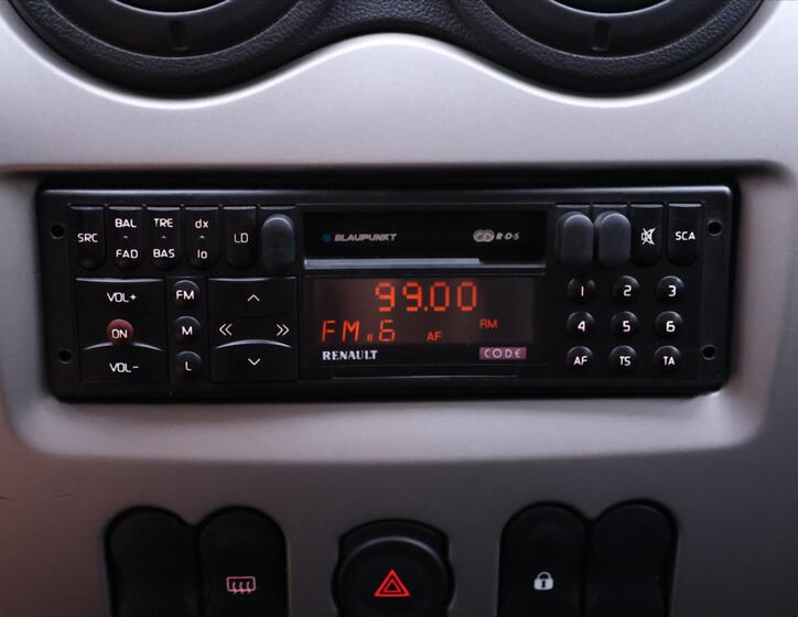 Dacia Sandero 18