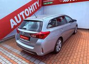 Toyota Auris 6