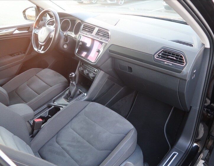 Volkswagen Tiguan 14