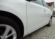 Toyota Auris 13