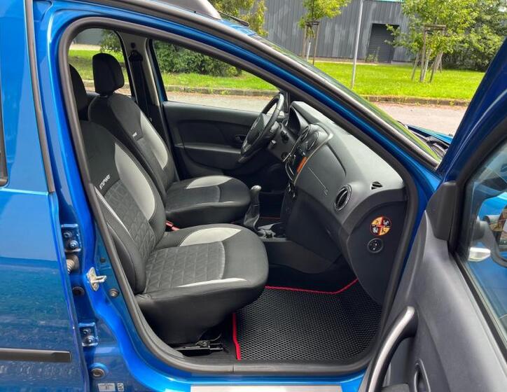 Dacia Sandero 22
