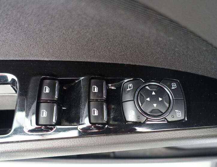 Ford Mondeo 21