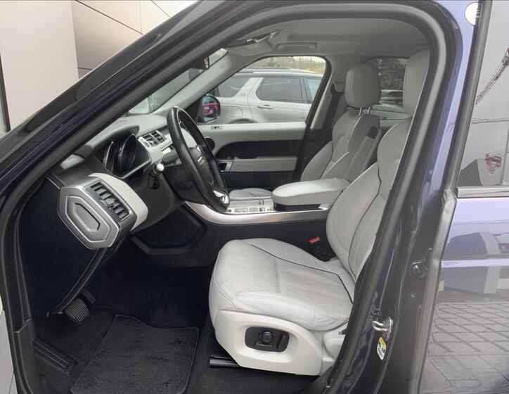 Land Rover Range Rover Sport 7