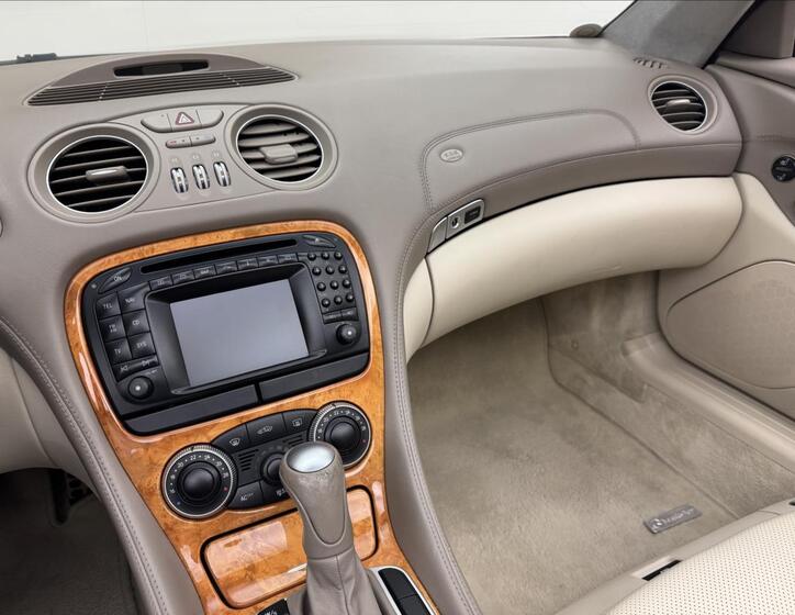 Mercedes-Benz SL 20