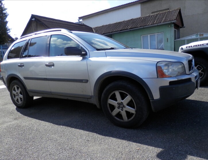 Volvo XC90 4