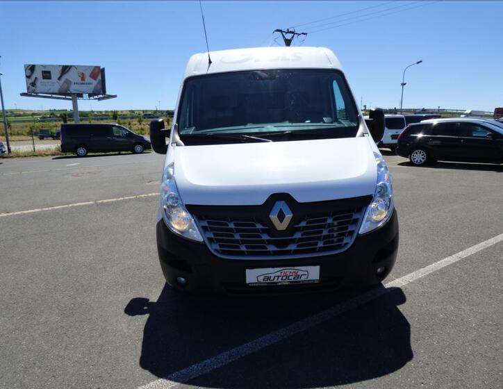 Renault Master 8