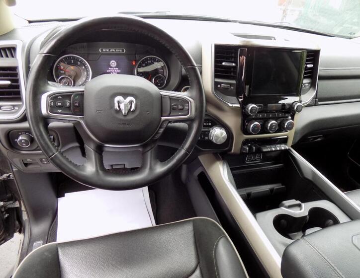 Dodge RAM 26