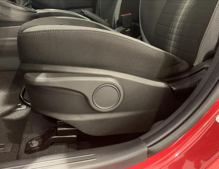 Hyundai i10 25
