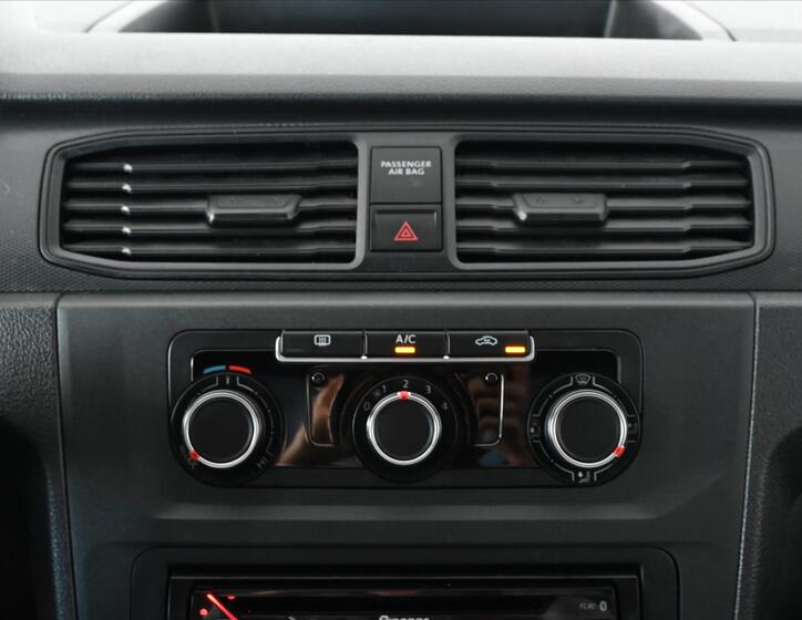Volkswagen Caddy 17