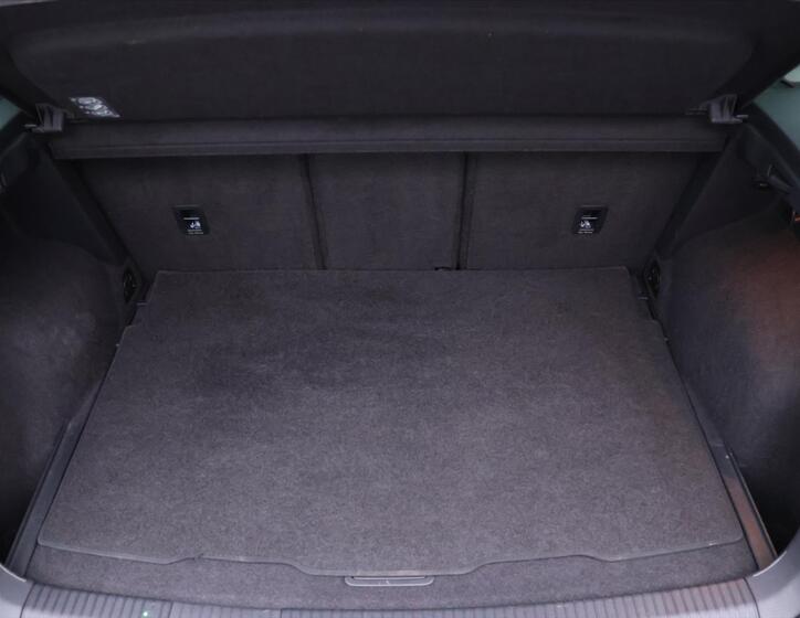 Volkswagen Golf Sportsvan 10