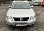 Volkswagen Touran 8