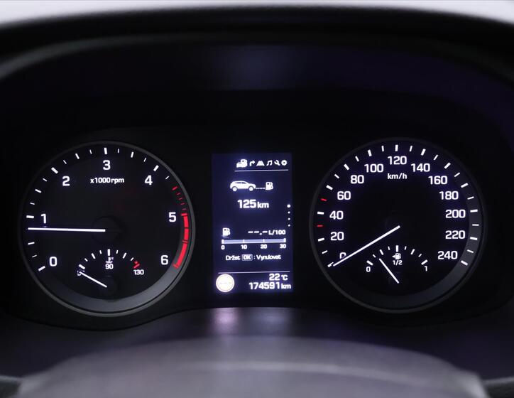 Hyundai Tucson 16