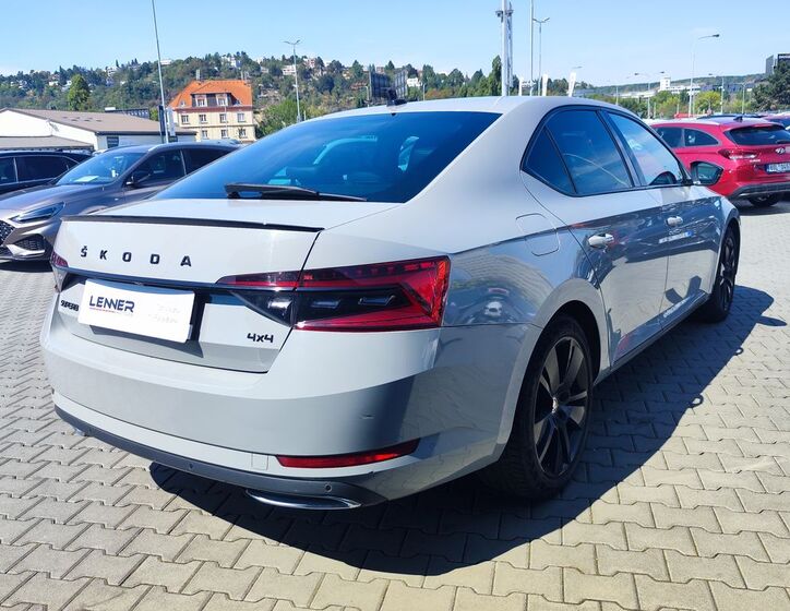 Škoda Superb 5