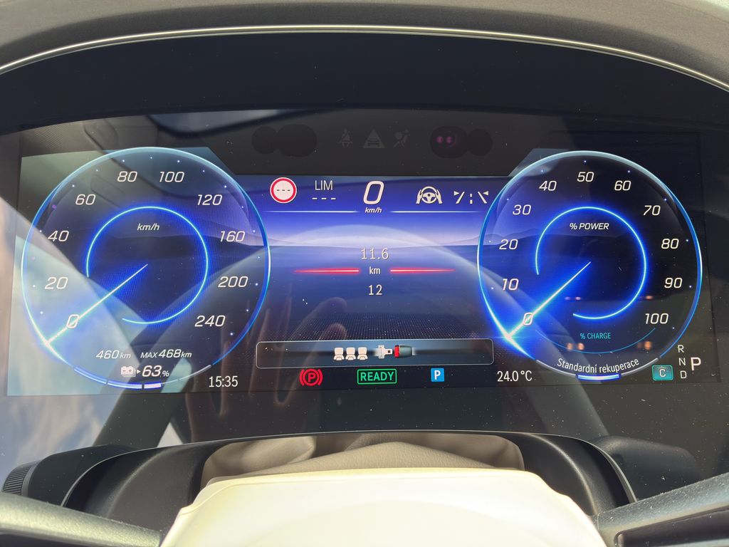 Mercedes-Benz EQS