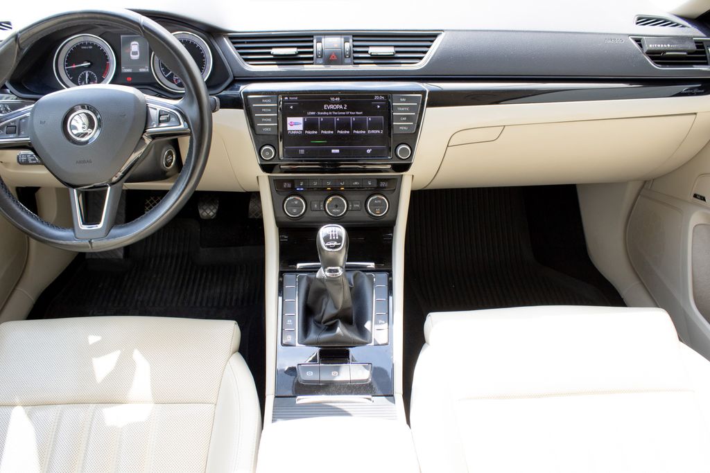 Škoda Superb