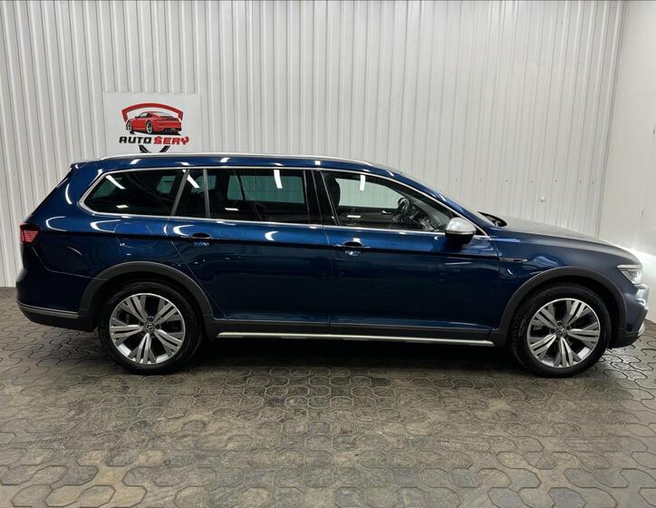 Volkswagen Passat 10