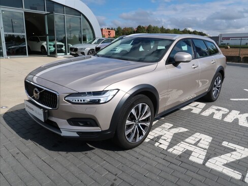 Volvo V90