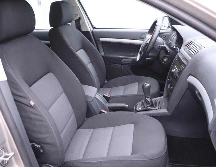 Škoda Octavia 12