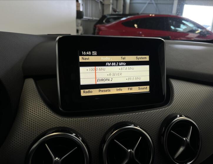 Mercedes-Benz Třídy B 8