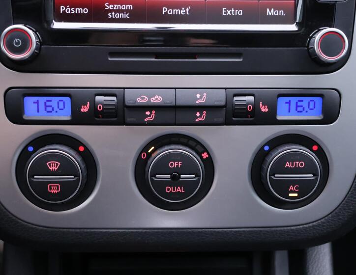 Volkswagen Scirocco 28