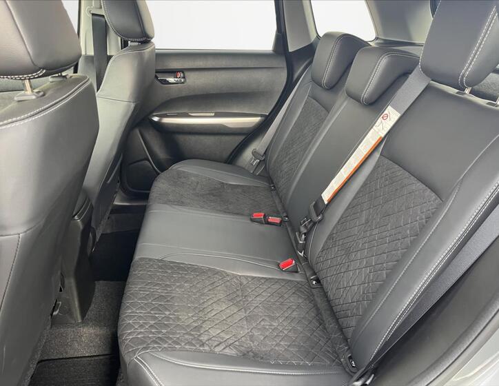 Suzuki Vitara 19