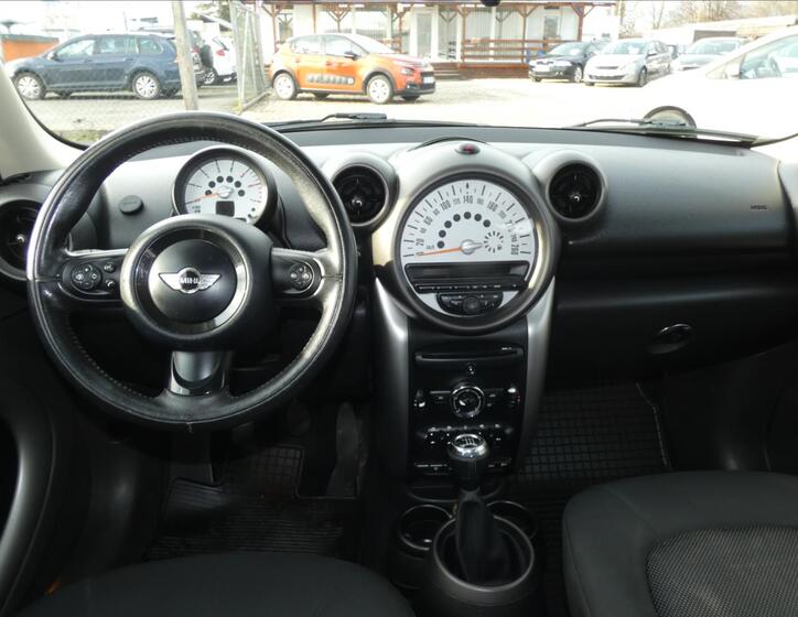 Mini Countryman 7