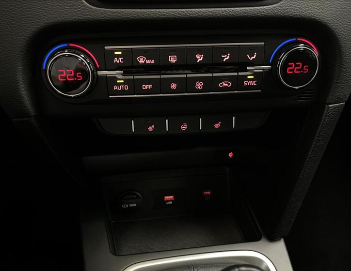 KIA Ceed 13