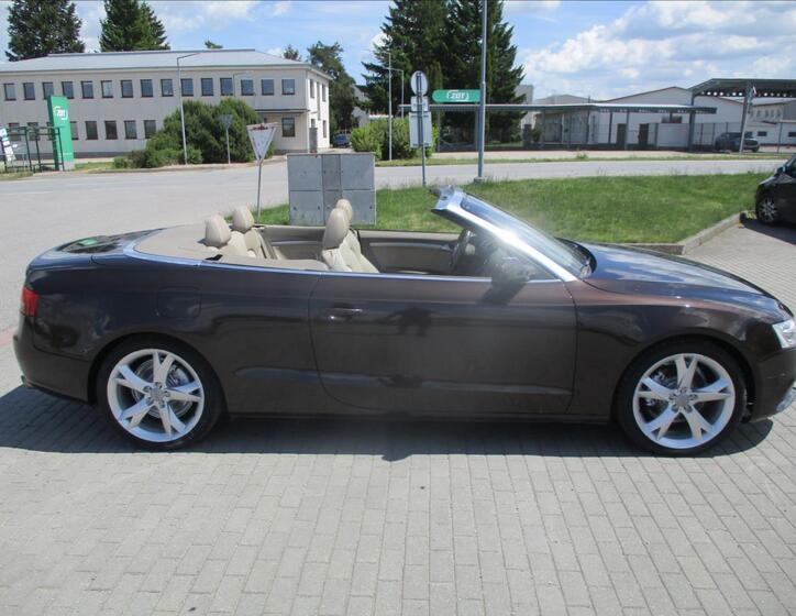 Audi A5 5