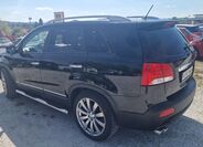 KIA Sorento 5