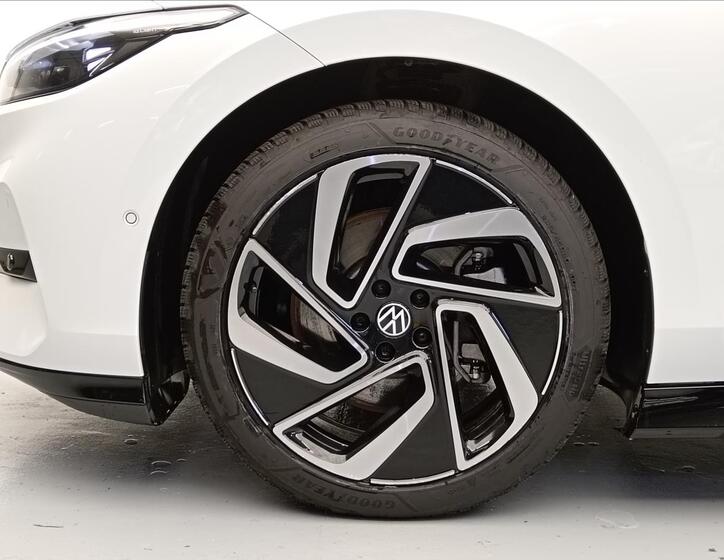 Volkswagen ID.7 8