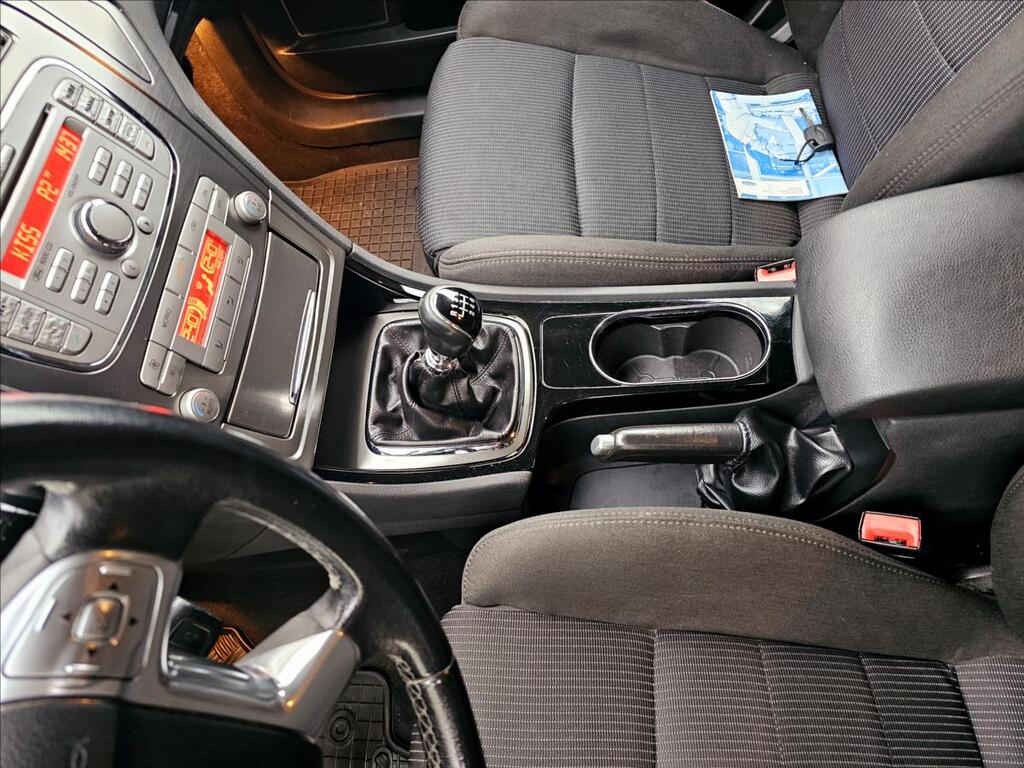 Ford Mondeo 12