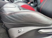 Peugeot 208 28