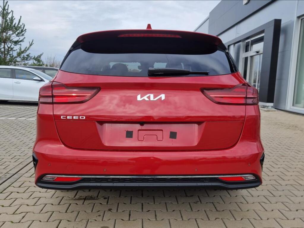 KIA Ceed 5