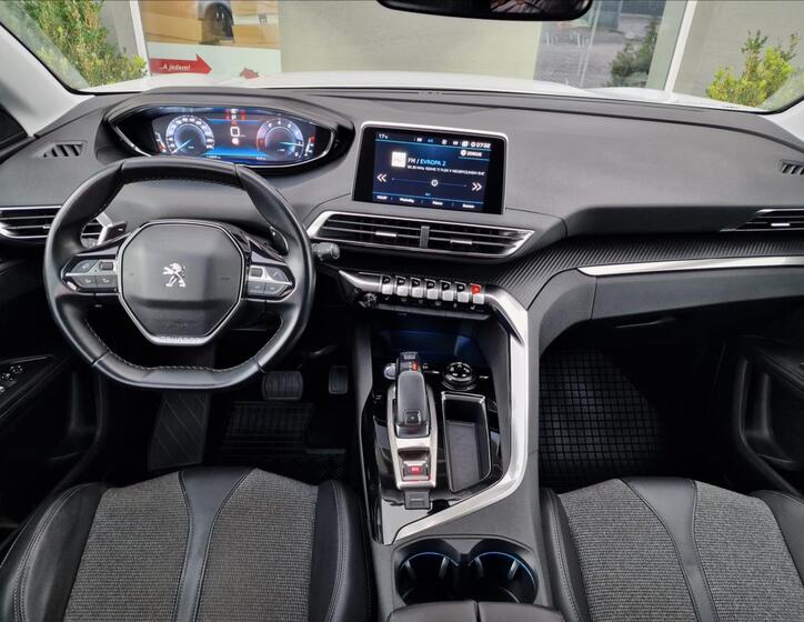 Peugeot 5008 24