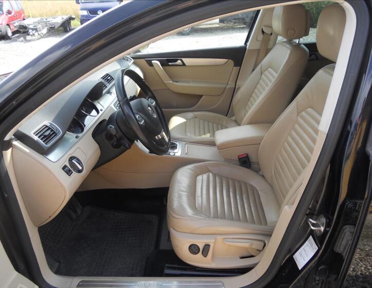 Volkswagen Passat 12