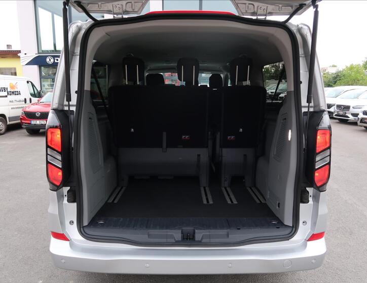 Ford Tourneo Custom 29