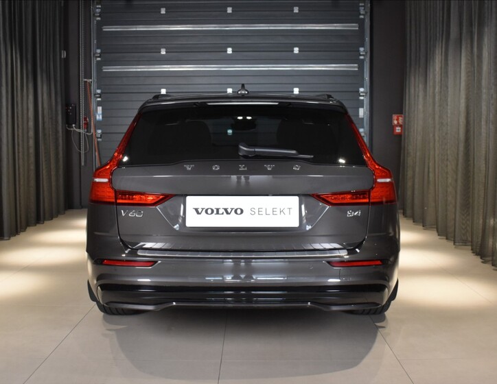 Volvo V60 5