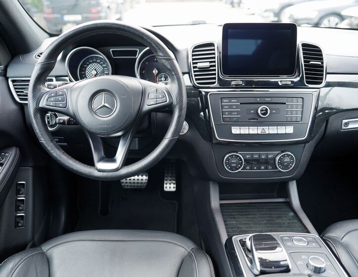 Mercedes-Benz GLS 40