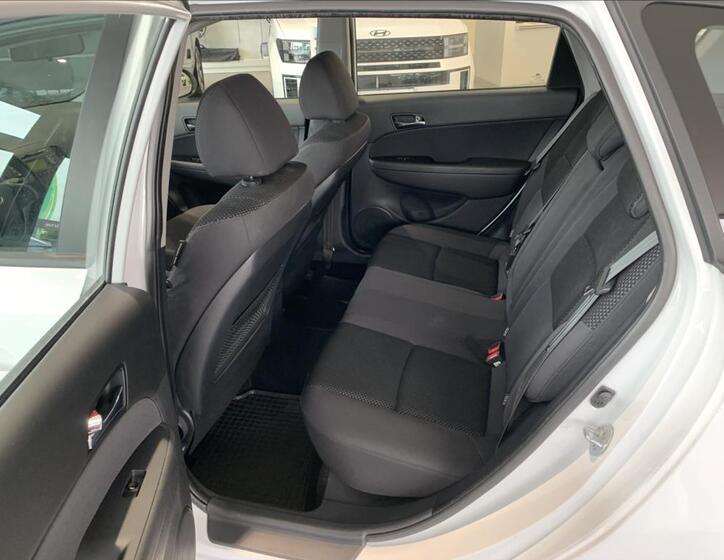 Hyundai i30 12