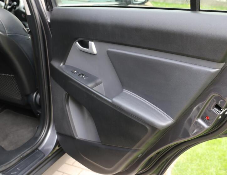 KIA Sportage 44