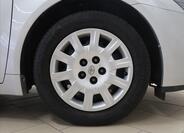 Toyota Avensis 31