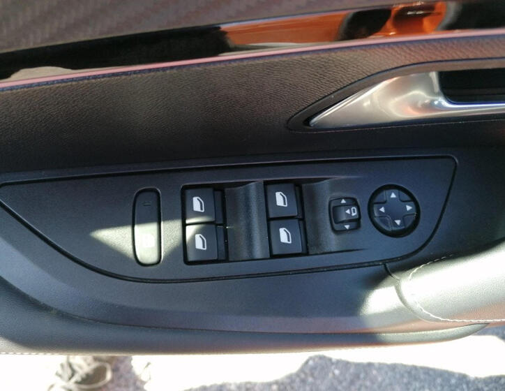 Peugeot 2008 26