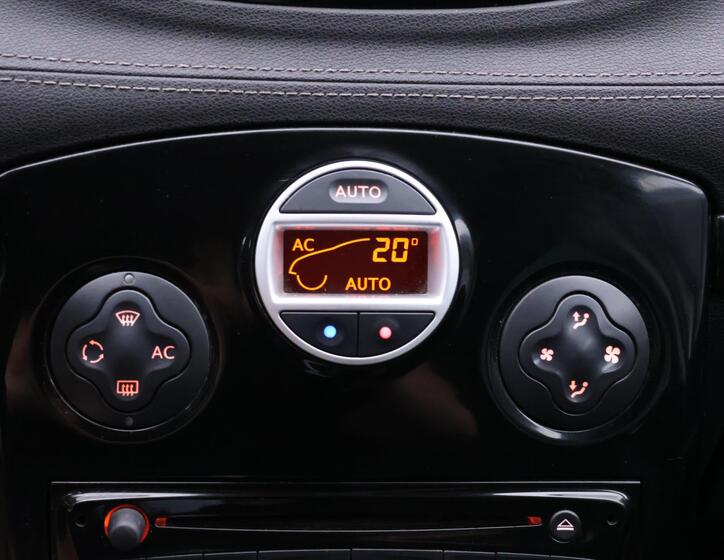 Renault Clio 24