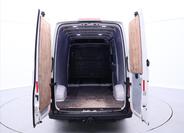 Volkswagen Crafter 9