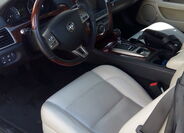Jaguar XKR 4