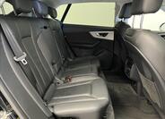 Audi Q8 24
