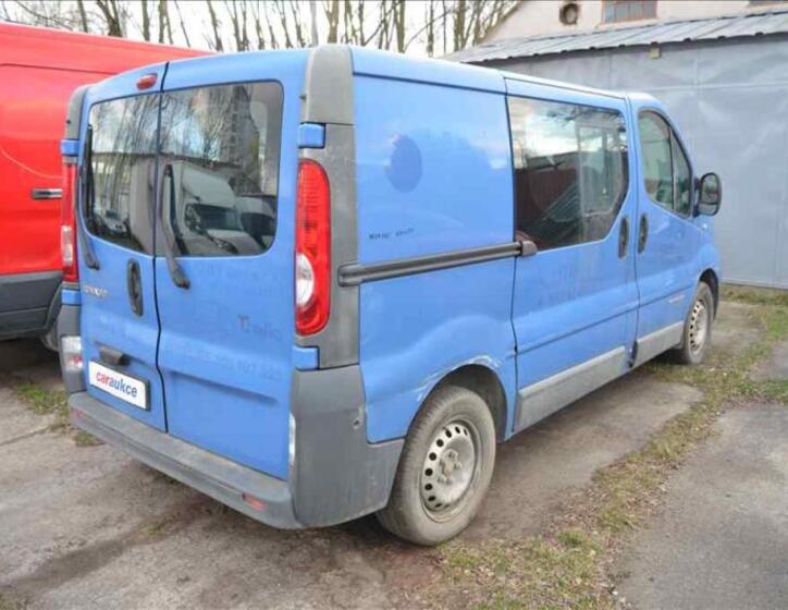 Renault Trafic 4