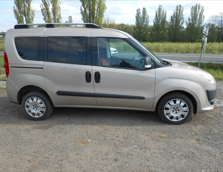 Fiat Dobló 5