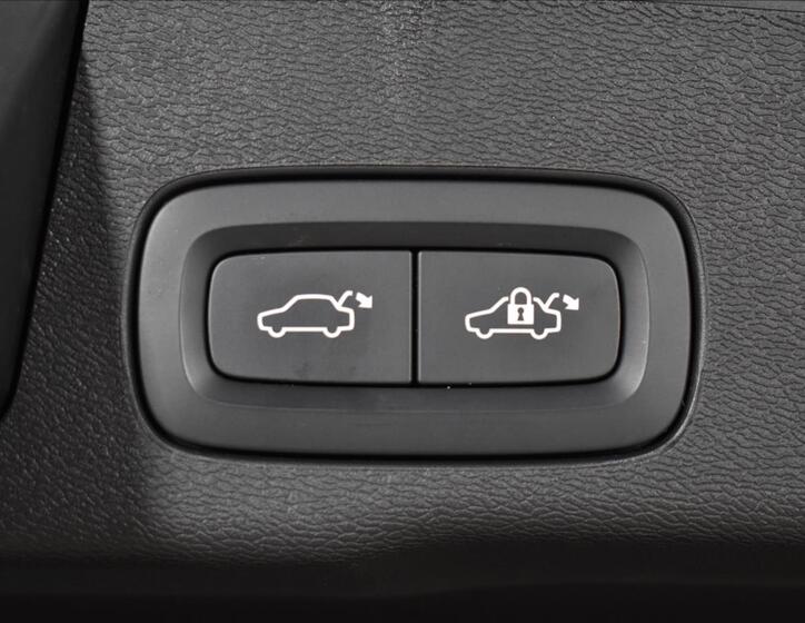 Volvo XC60 11