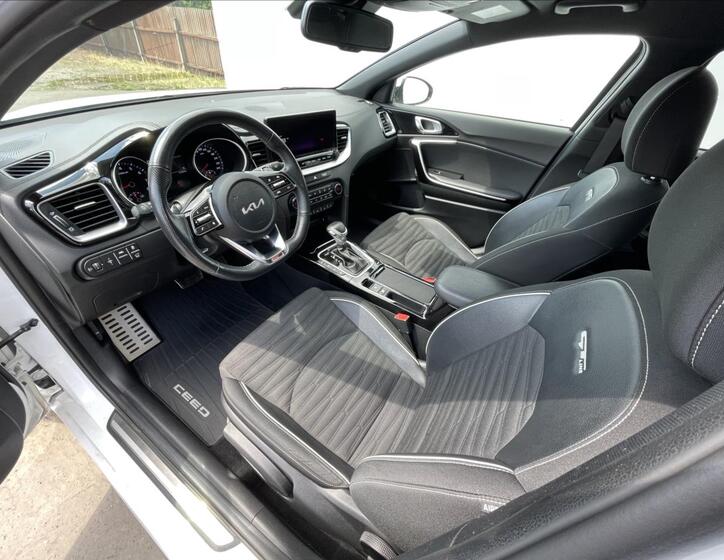KIA ProCeed 5